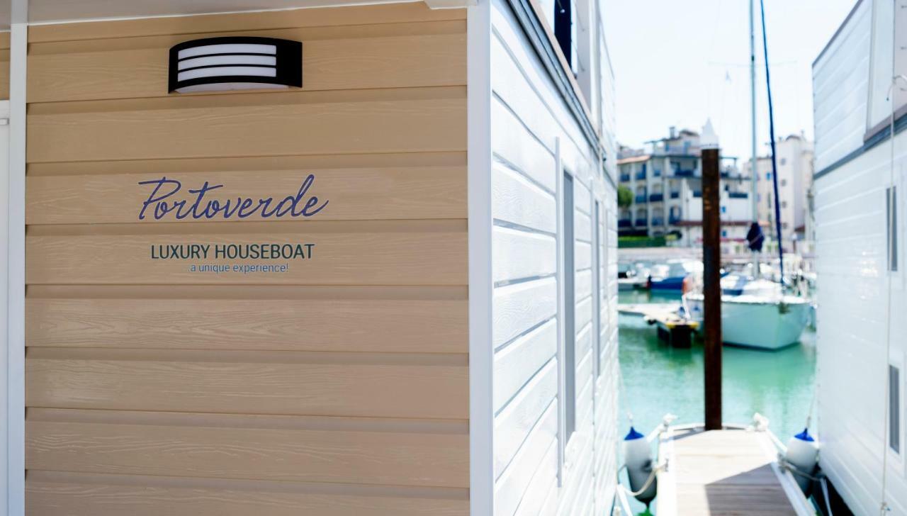 Portoverde Luxury Houseboat Misano Adriatico Exterior photo